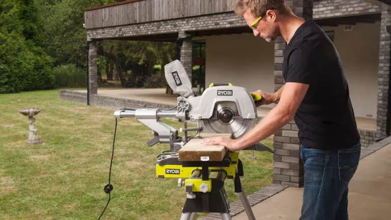 Ranking ukośnic w 2023 roku - jaką wybrać?